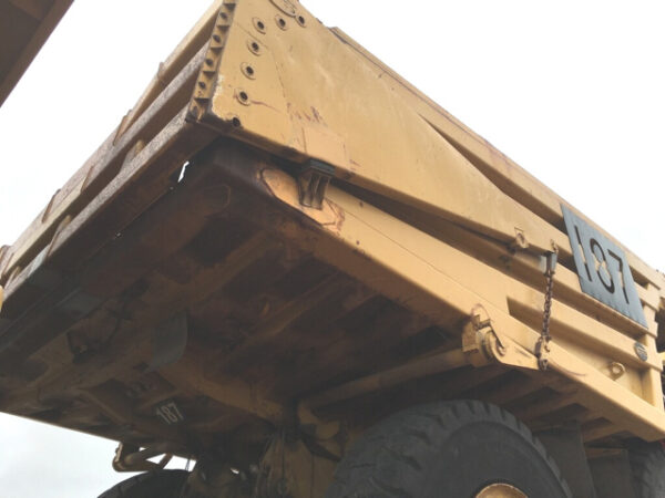 Caterpillar 789 Off-Highway Truck - Image 3