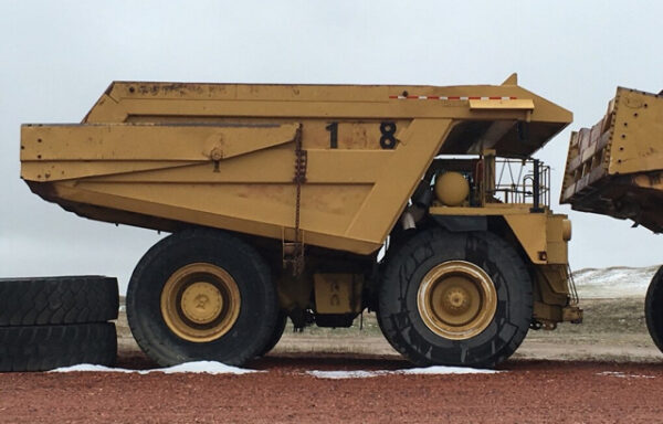 Caterpillar 789 Off-Highway Truck