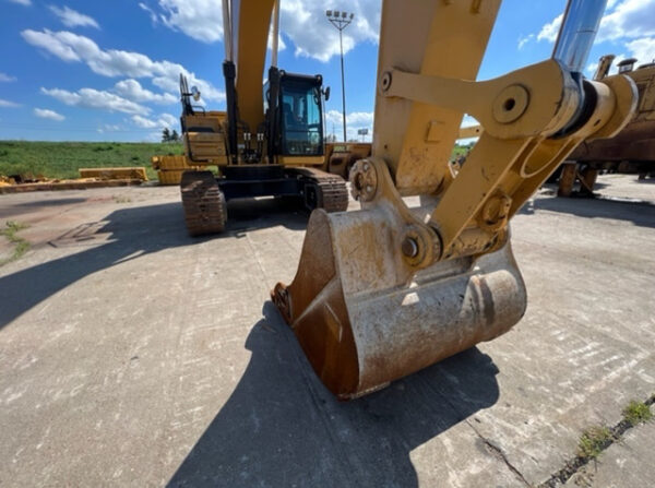 Caterpillar 336GC Excavator - Image 11