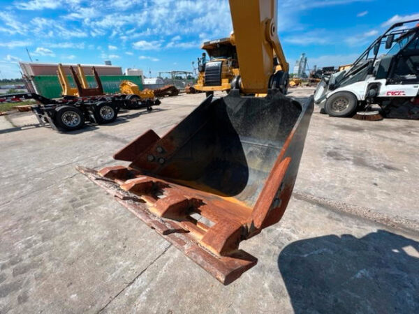 Caterpillar 308SR Excavator - Image 4