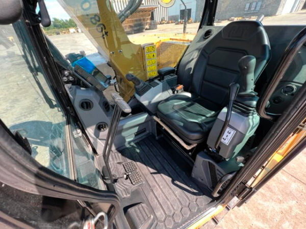 Caterpillar 308SR Excavator - Image 14