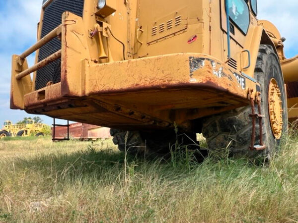 Caterpillar 631E Scraper - Image 3