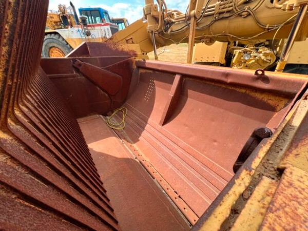 Caterpillar 631E Scraper - Image 12