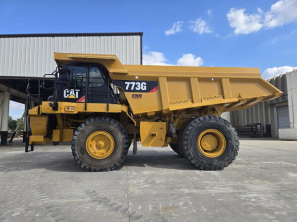 Caterpillar 773G Off-Highway Truck - Image 2