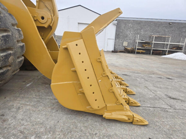 Caterpillar 990H Wheel Loader - Image 10