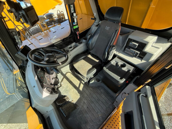 Caterpillar 775G Off-Highway Truck - Image 11