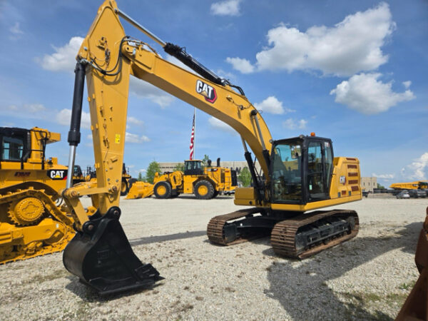 Caterpillar 320 Excavator