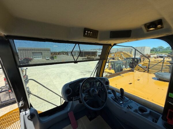 Caterpillar 777F Off-Highway Truck - Image 18