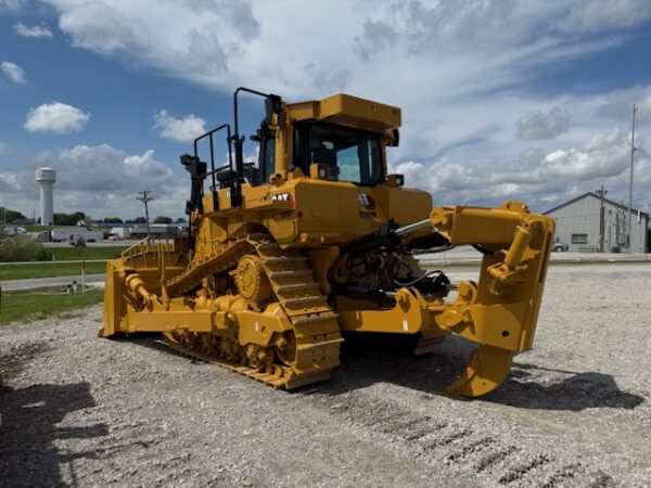 Caterpillar D8T Dozer - Image 3