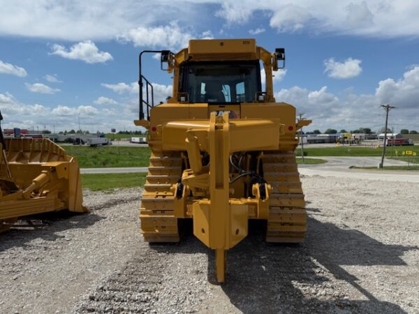 Caterpillar D8T Dozer - Image 4