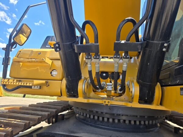 Caterpillar 352 Excavator - Image 10
