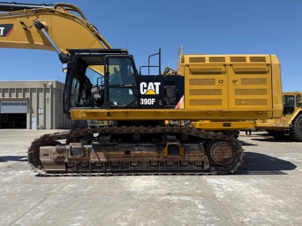 Caterpillar 390FL Excavator - Image 3