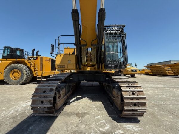 Caterpillar 390FL Excavator - Image 11