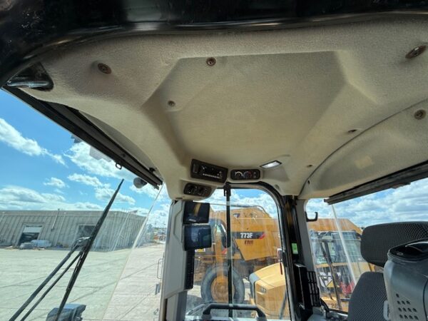 Caterpillar 980 Wheel Loader - Image 10