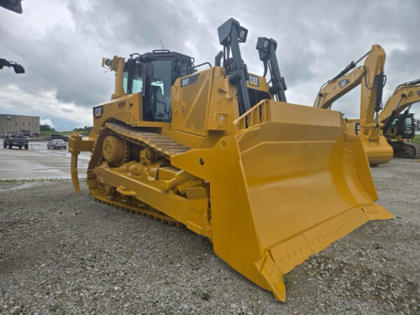 Caterpillar D8T Dozer - Image 7