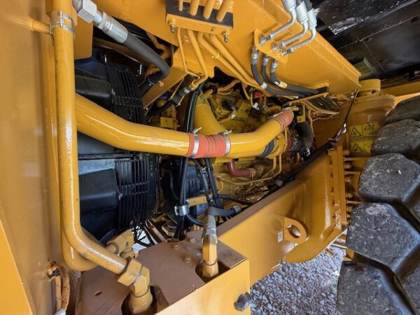 Caterpillar 773G Off-Highway Truck - Image 15