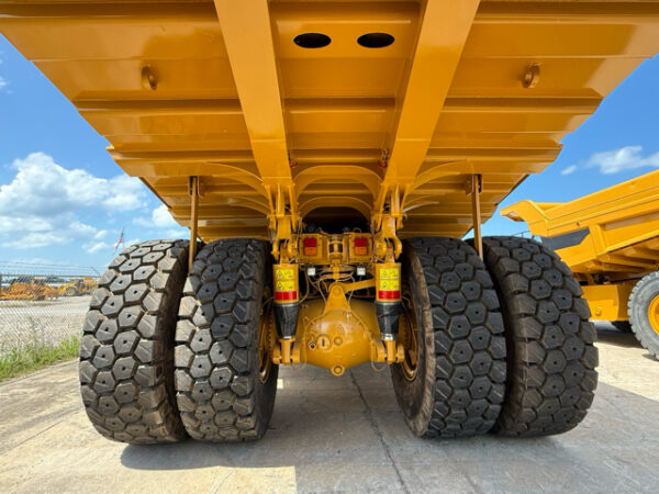 Caterpillar 775G Off-Highway Truck - Image 3