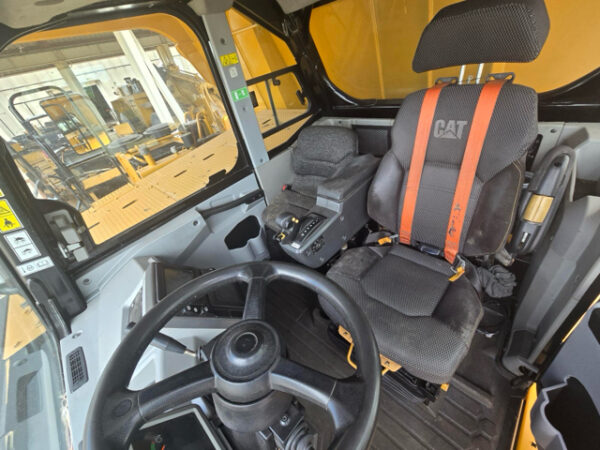 Caterpillar 775G Off-Highway Truck - Image 9