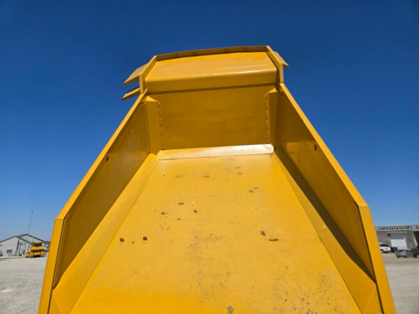 Caterpillar 775G Off-Highway Truck - Image 13