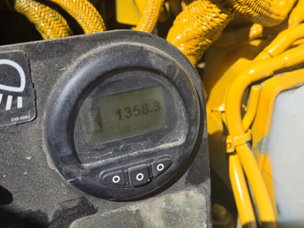 Caterpillar D6N Dozer - Image 10