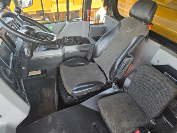 Caterpillar 770G Off-Highway Truck - Image 6